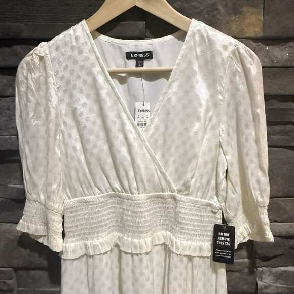 Express Ivory Smocked Puff Sleeve Dress Patterned Size Small Elastic Waist NWT - Picture 3 of 10